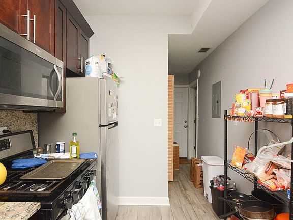 5th image of 3751 W Diversey Ave #6C