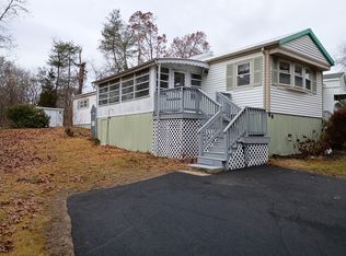 68 Sycamore Dr, Halifax, MA 02338