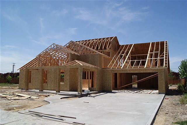 2nd image of 7497 N Waterlilly Ave