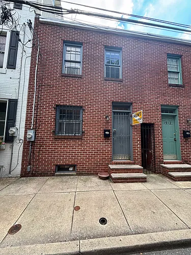 1910 Kater St Photo 1