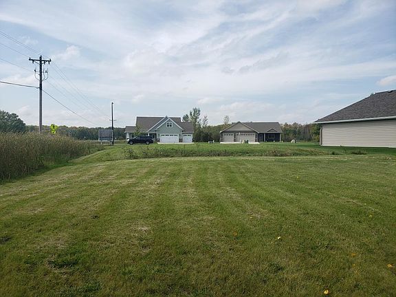 4th image of 304 Lanigan Way SE