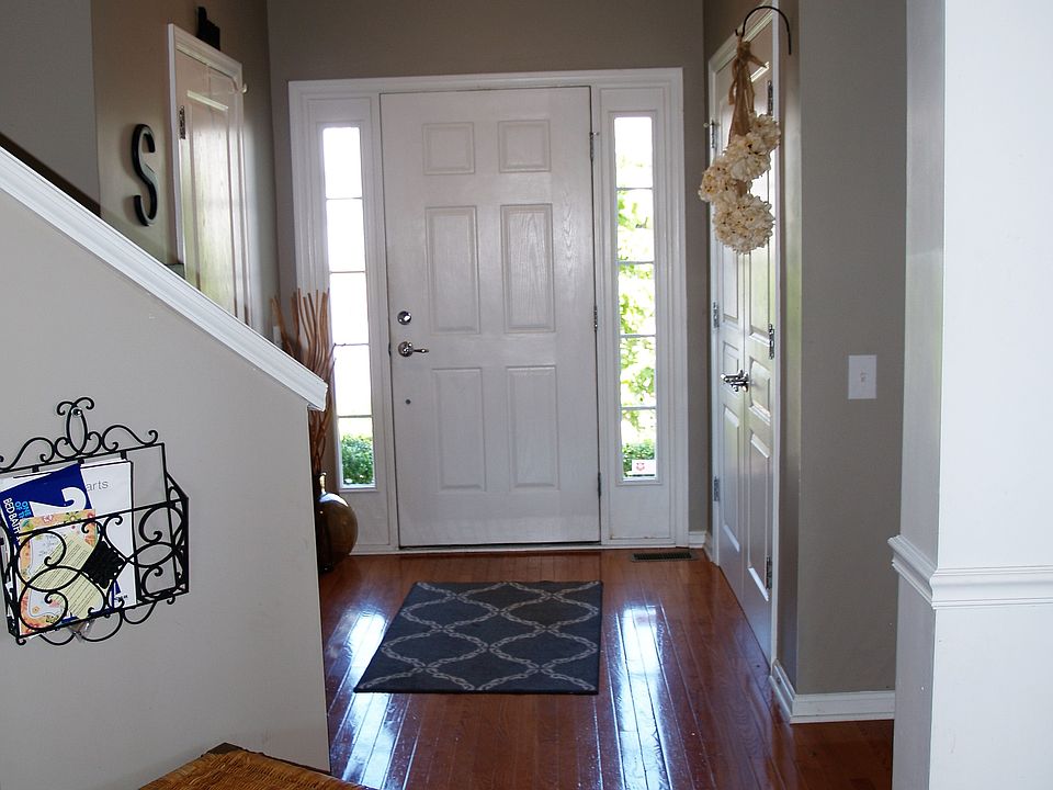 2nd image of 1878 Hemming Way