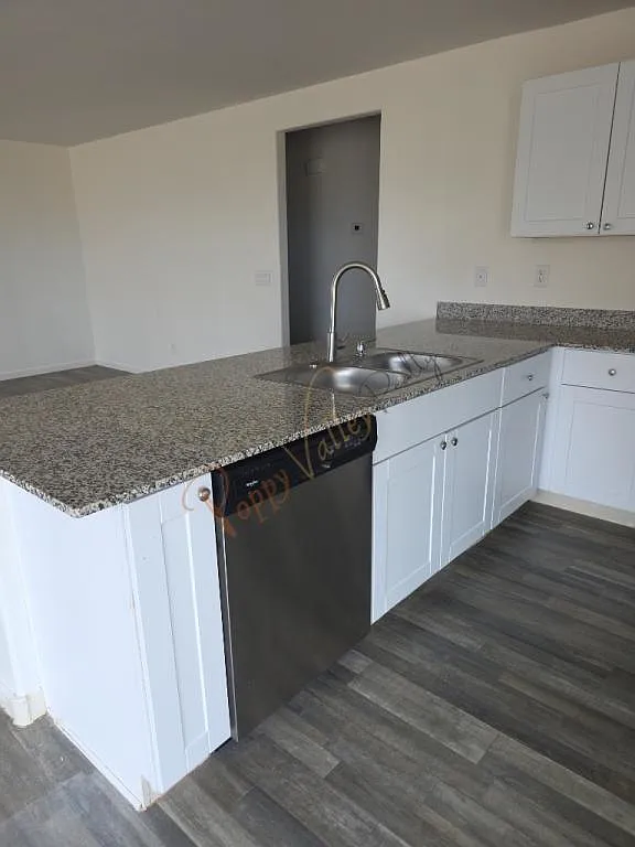 3471 E Ames Ave — Photo 4