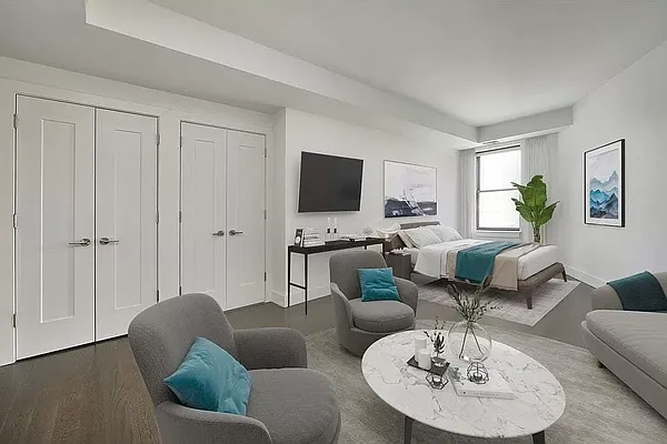 Rented by Compass | media 23