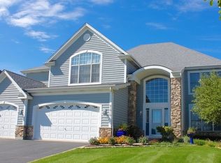 S010 Catlin Sq, Geneva, IL 60134