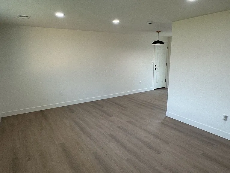 1640 Cheyenne Ave — Photo 4