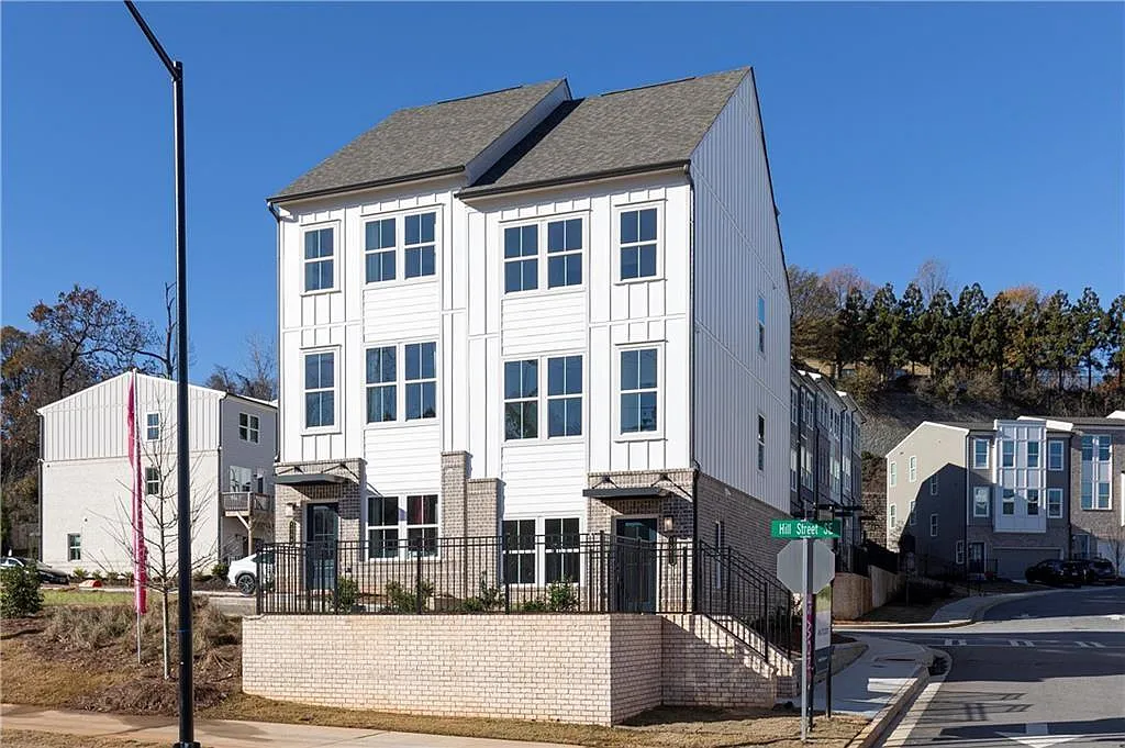 Building Photo - 1205 Skylar Ln SE
