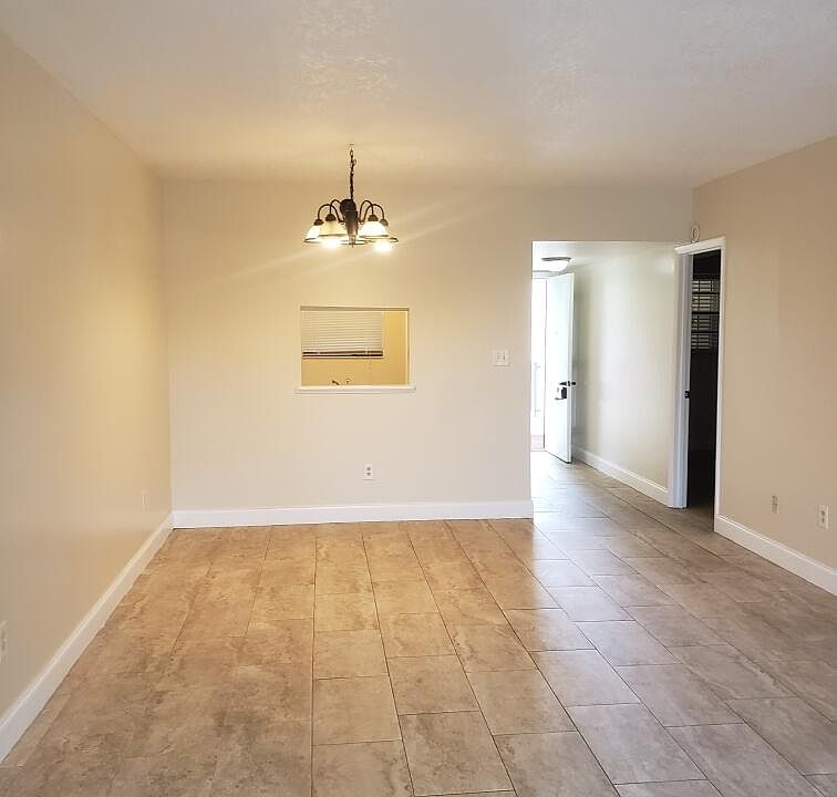 1st image of 2050 Oleander Boulevard #5-205