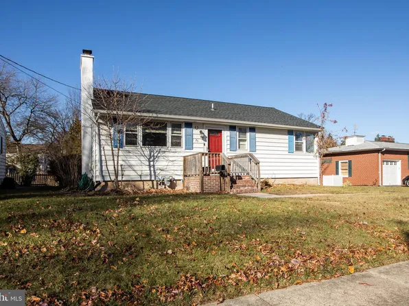 25 Kinney Dr, Ewing, NJ 08618