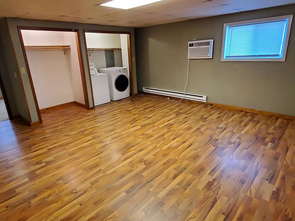 1st image of 5 S Main St #3
