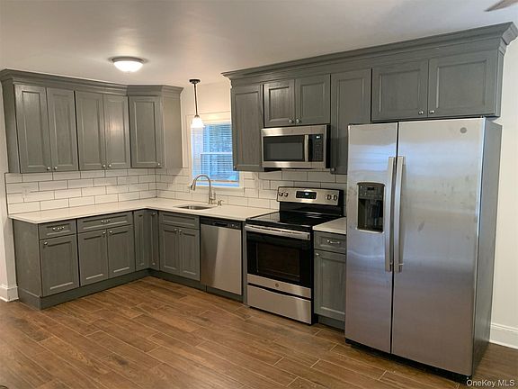 5th image of 374 South Street