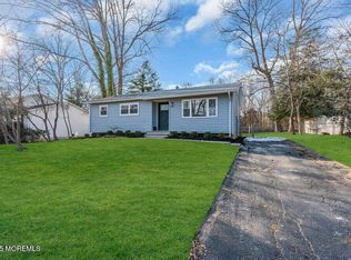 18 Villanova Dr, Jackson, NJ 08527