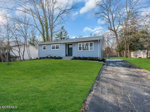18 Villanova Drive, Jackson, NJ 08527