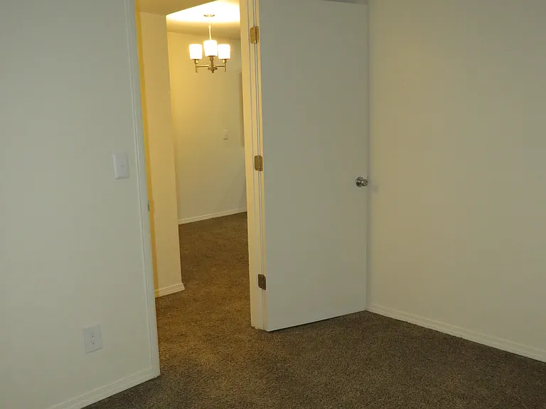 Shadowtree Apartment Homes — Photo 79