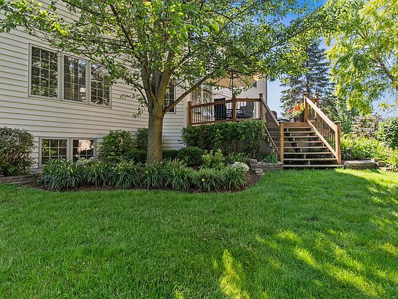 5th image of 3N874 John Greenleaf Whittier Pl