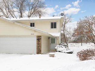 8527 W 97th Street Cir, Bloomington, MN 55438