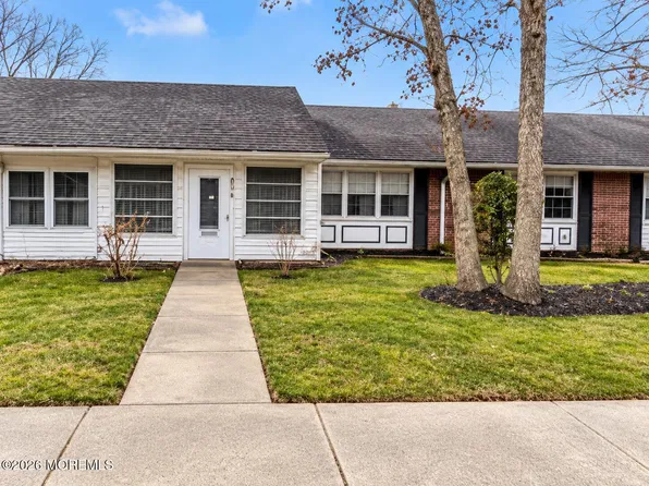 223B Buckingham Court #1002, Lakewood, NJ 08701