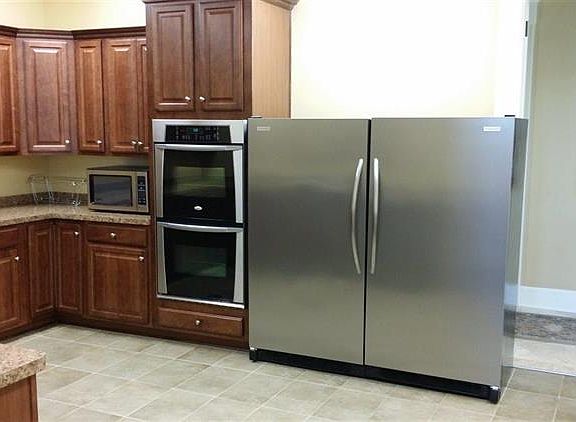 4th image of 464 Plantation Oaks Dr
