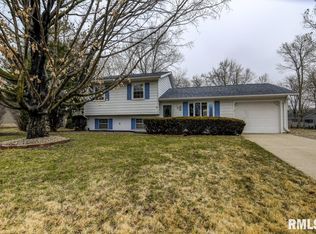 40 Cheyenne Dr, Springfield, IL 62711