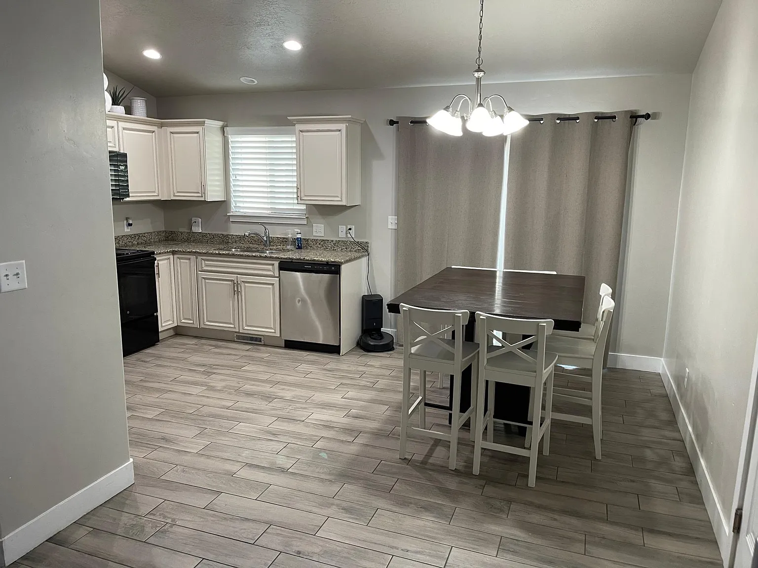 3787 N Tumwater Ln E — Photo 3