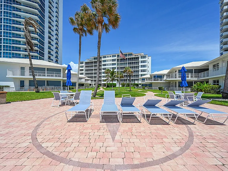 1530 S Ocean Blvd #14 — Photo 22