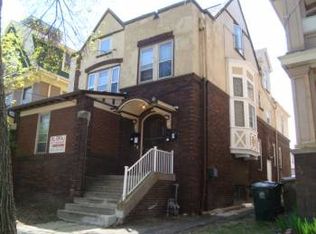 130 N Butler St APT 1R, Madison, WI 53703