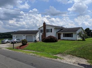 101 Shamrock Dr, Marietta, OH 45750