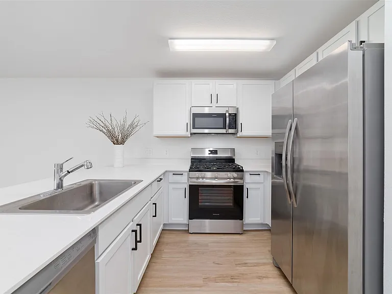 17935 Becker Landing Dr — Photo 13