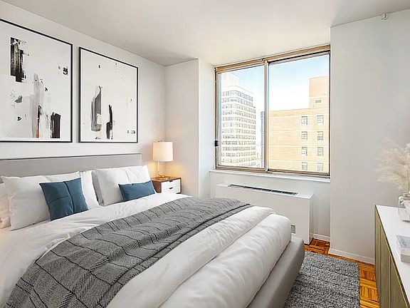 4th image of 200 E 89th St APT 19E