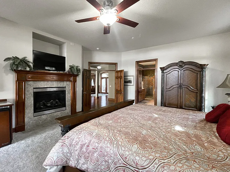 3995 N Shore Dr — Photo 16