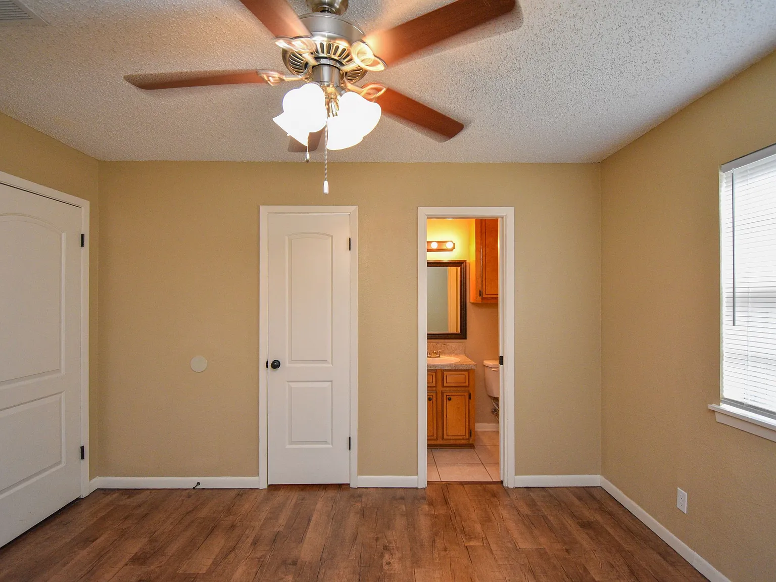 112 Milann Duplex - B — Photo 4