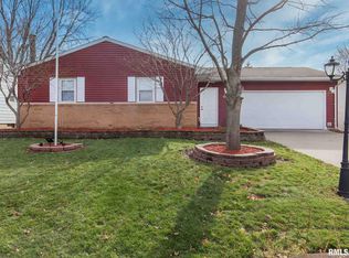 1012 5th St, Hampton, IL 61256