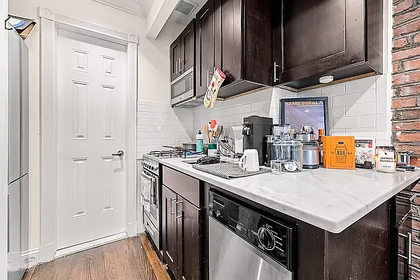 Rented by REAL New York | media 5