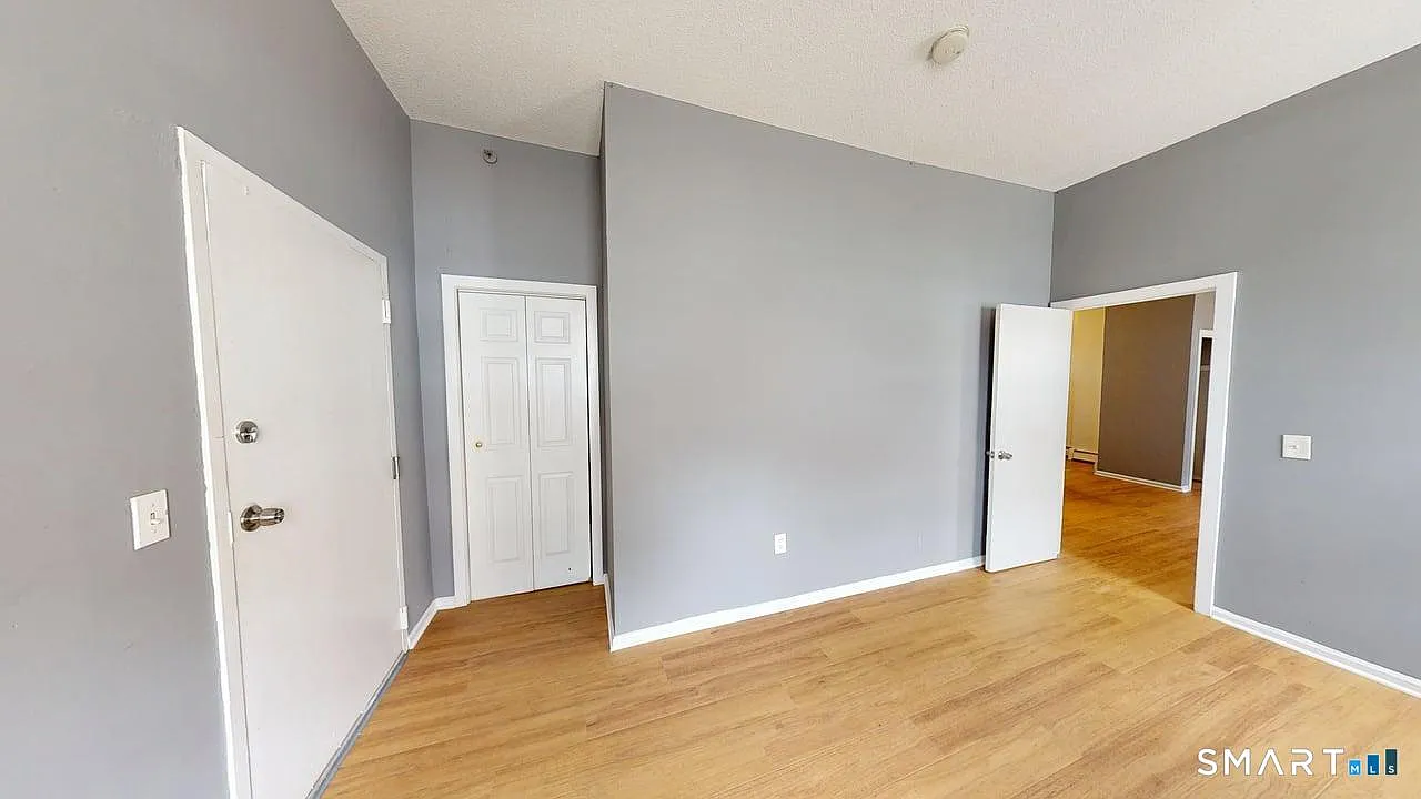 666 Main St — Photo 2