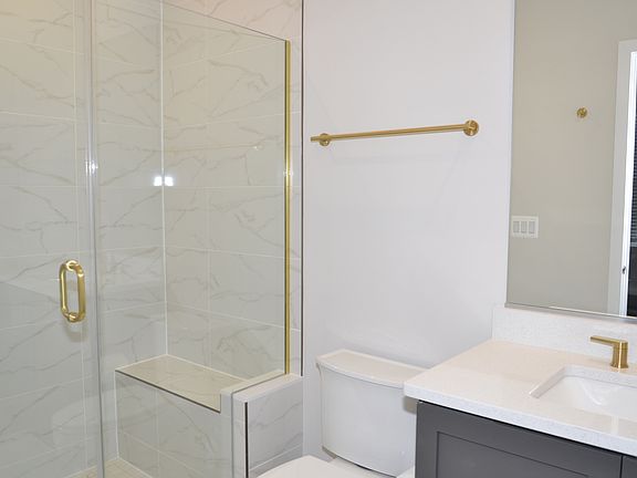 Full bath on ground level