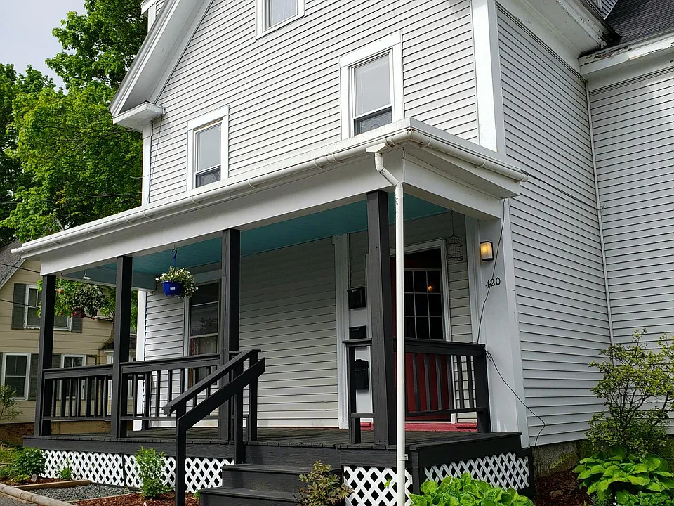 420 Middle St #1