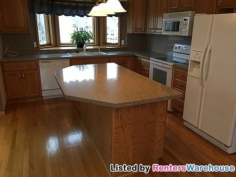 4th image of 4819 Greenhaven Dr