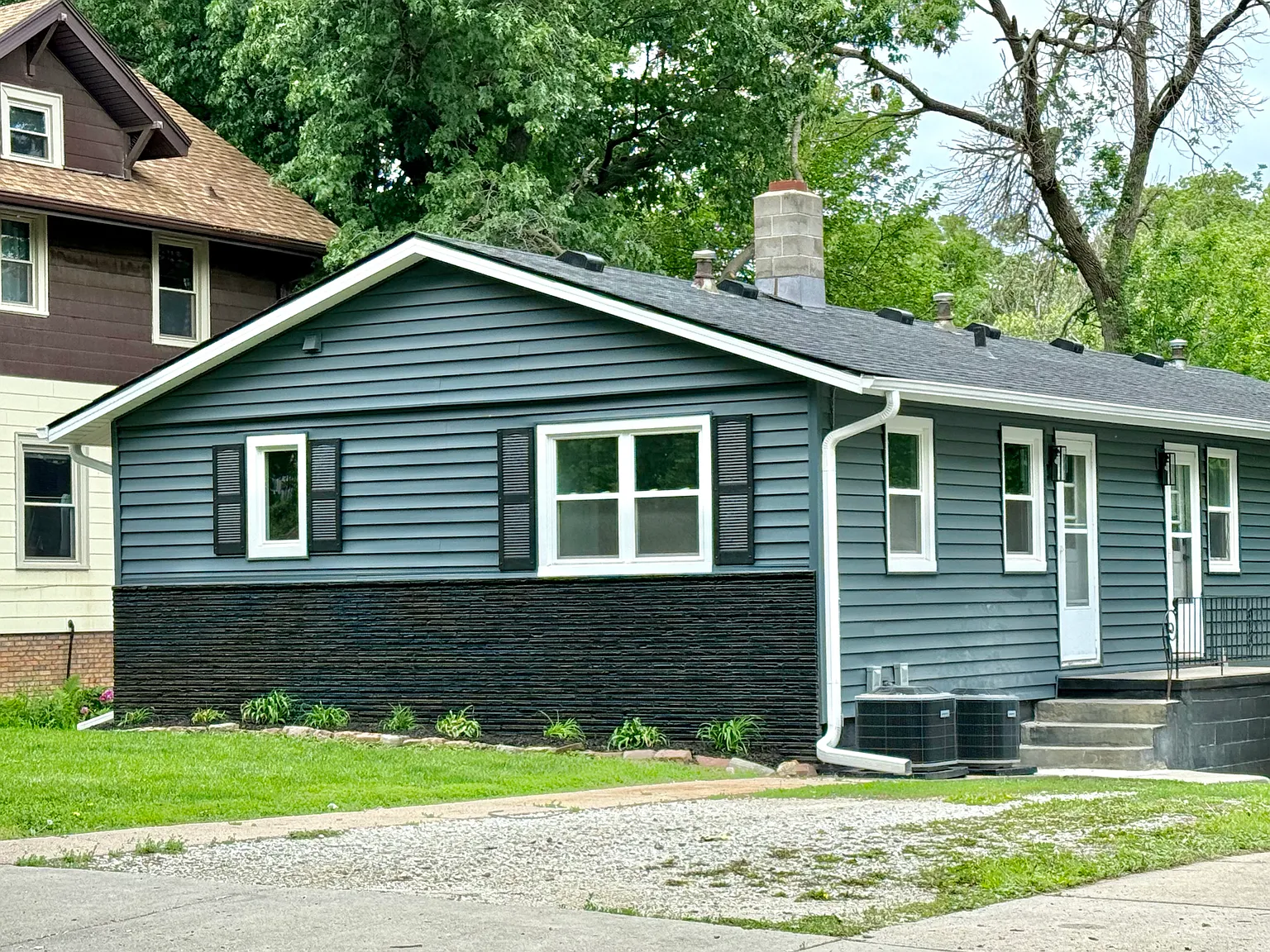 1 bed, 500 sqft, $995 — Photo 1