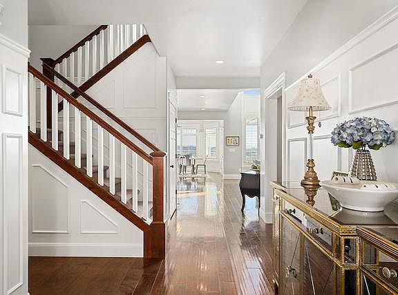 5th image of 1659 W Brevia Ct