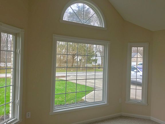 Front bedroom or makes a great office