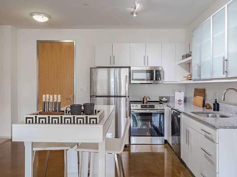 Mezzo Design Lofts — Photo 15