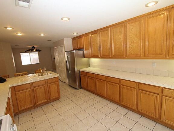 2nd image of 51849 Avenida Cortez
