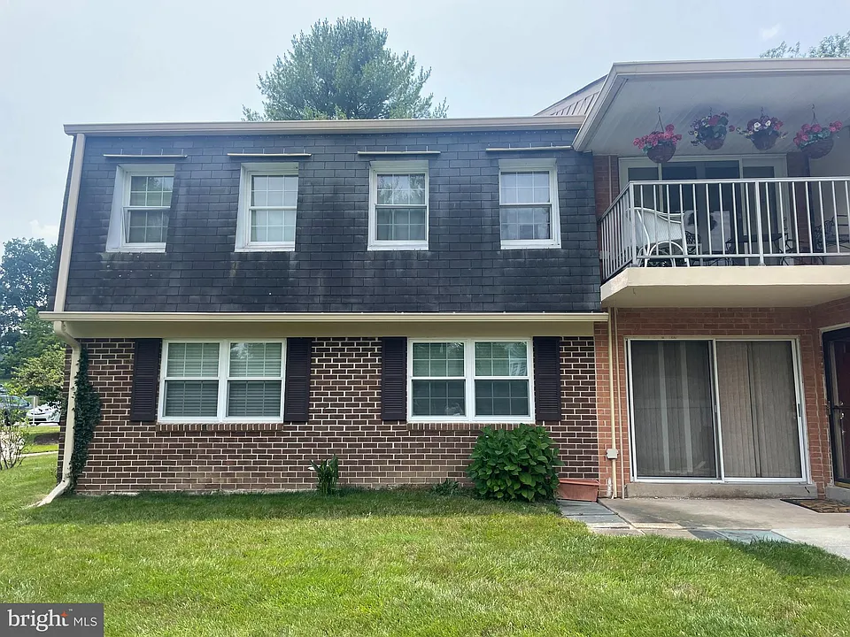 208 Old Forge Xing #208