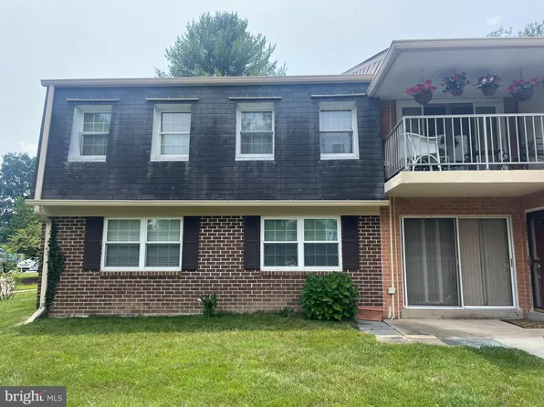 208 Old Forge Xing, Devon, PA