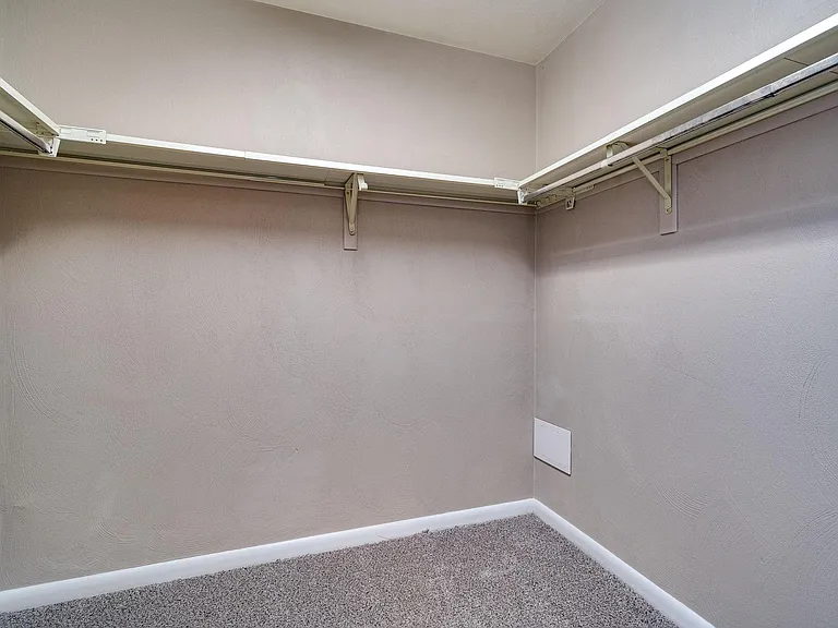 3789 Olde Willow Dr — Photo 32