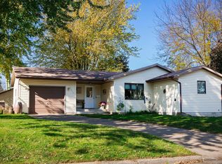 1515 Chandler Ave N, Glencoe, MN 55336