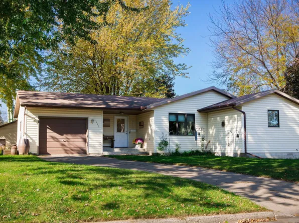 1515 Chandler Ave N, Glencoe, MN 55336