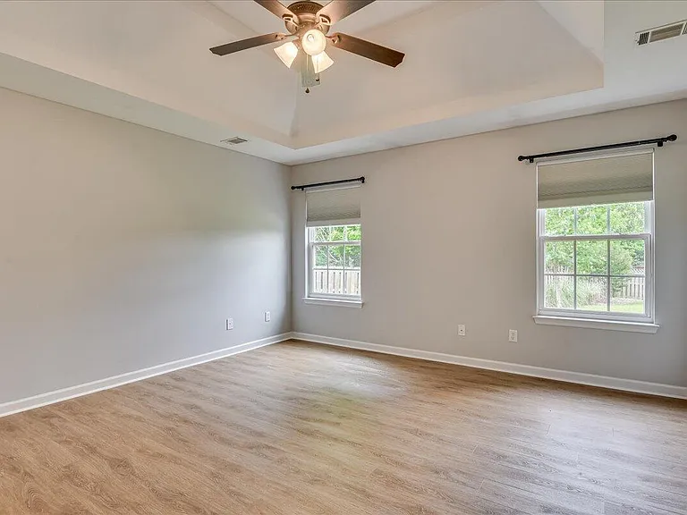 800 Cotswold Ct — Photo 18