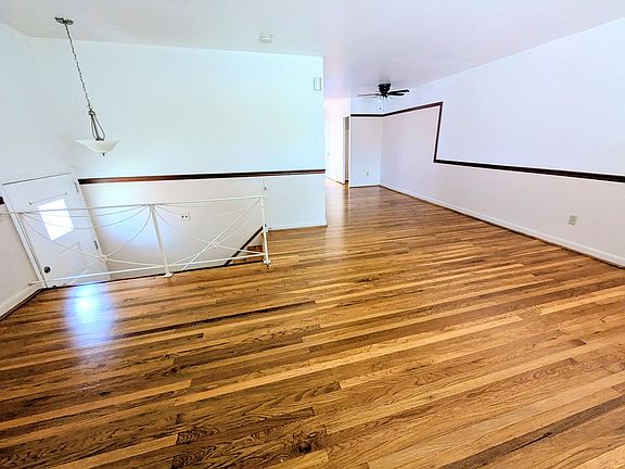 4th image of 1714 Loney St