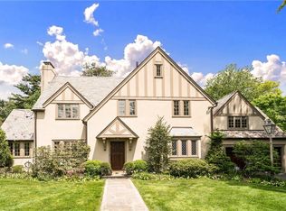 17 Chedworth Rd, Scarsdale, NY 10583